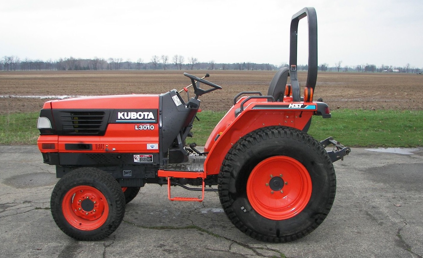 KUBOTA L3010 FILTRY